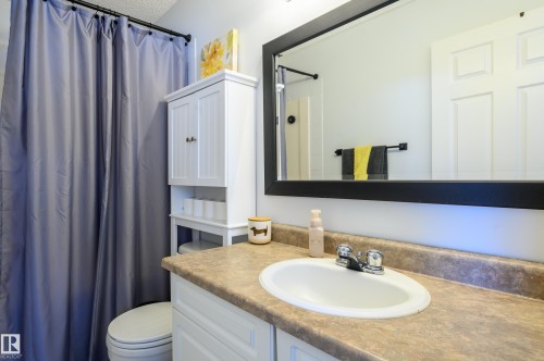 1-30 Levasseur Road, St. Albert, AB - Indoor Photo Showing Bathroom