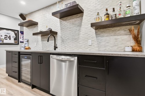8207 101 Avenue Nw, Edmonton, AB - Indoor Photo Showing Kitchen With Upgraded Kitchen