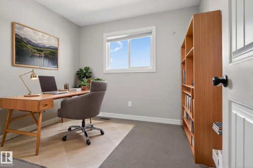 Versatile room - 332 Nelson Drive, Spruce Grove, AB - Indoor Photo Showing Office