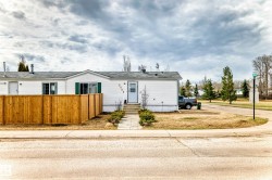 2903 Lakewood Drive Edmonton, AB T5S 1T7