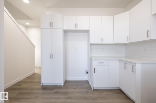 48 7110 Keswick Common, Edmonton, AB - Indoor