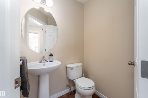 1019 177 Street, Edmonton, AB - Indoor Photo Showing Bathroom