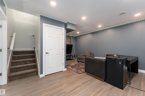 1019 177 Street, Edmonton, AB - Indoor Photo Showing Other Room
