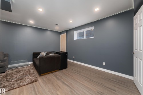 1019 177 Street, Edmonton, AB - Indoor