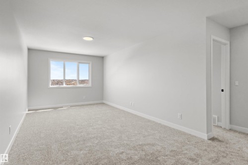287 Paterson Link Link, Edmonton, AB - Indoor Photo Showing Other Room