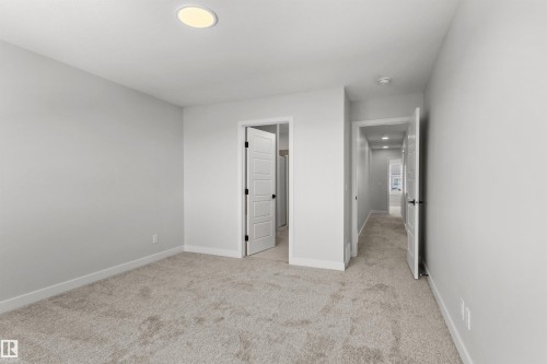 287 Paterson Link Link, Edmonton, AB - Indoor Photo Showing Other Room