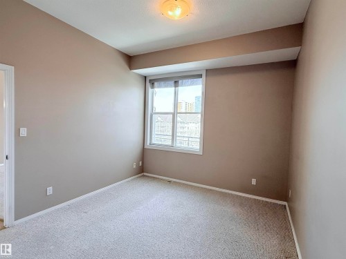 513 10147 112 Street, Edmonton, AB - Indoor Photo Showing Other Room