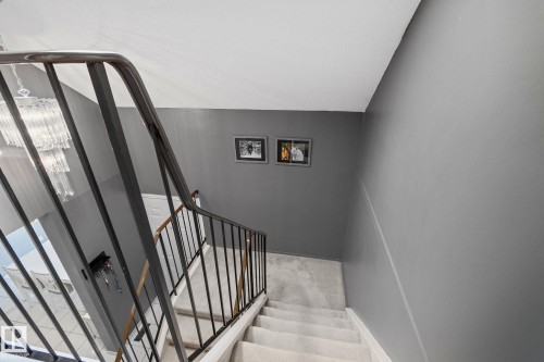 8 1020 41 Street, Edmonton, AB - Indoor Photo Showing Other Room