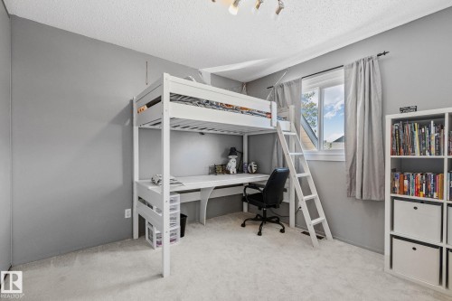 8 1020 41 Street, Edmonton, AB - Indoor Photo Showing Office
