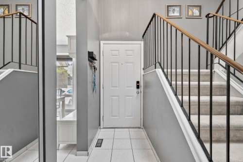 8 1020 41 Street, Edmonton, AB - Indoor Photo Showing Other Room