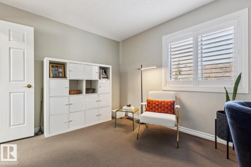701 Romaniuk Road, Edmonton, AB - Indoor