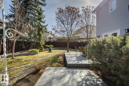 701 Romaniuk Road, Edmonton, AB - Outdoor