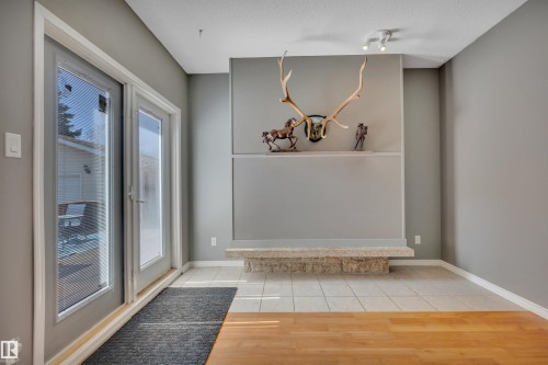 7414 183A Street, Edmonton, AB - Indoor Photo Showing Other Room