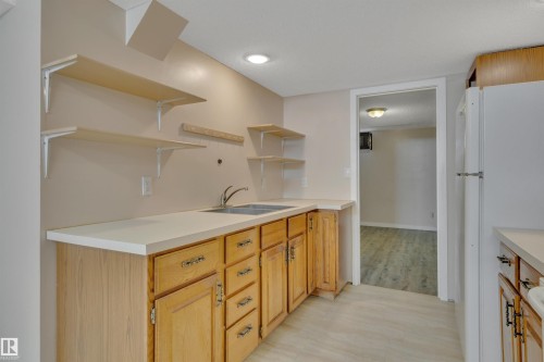 7414 183A Street, Edmonton, AB - Indoor
