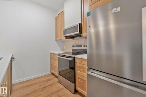 113 14259 50 Street, Edmonton, AB - Indoor Photo Showing Kitchen