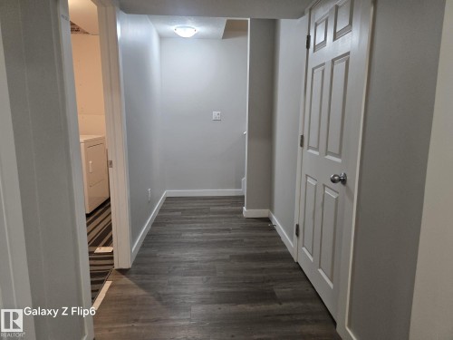 Edmonton, AB - Indoor Photo Showing Other Room
