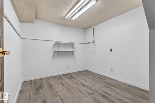 18625 66 Avenue, Edmonton, AB - Indoor Photo Showing Other Room