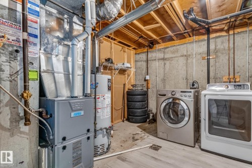 18625 66 Avenue, Edmonton, AB - Indoor Photo Showing Laundry Room