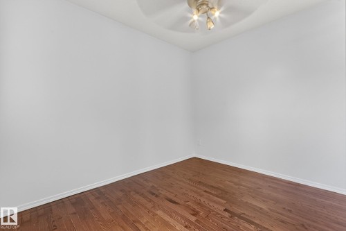 18625 66 Avenue, Edmonton, AB - Indoor Photo Showing Other Room