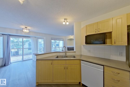 57 155 Crocus Crescent, Sherwood Park, AB - Indoor Photo Showing Kitchen