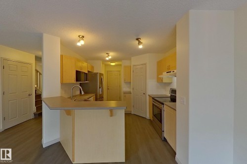 57 155 Crocus Crescent, Sherwood Park, AB - Indoor Photo Showing Kitchen