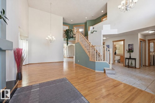 10331 156 Avenue, Edmonton, AB - Indoor Photo Showing Other Room