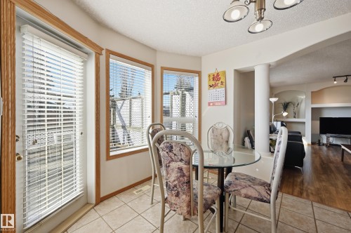 10331 156 Avenue, Edmonton, AB - Indoor Photo Showing Dining Room