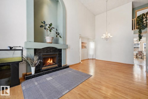 10331 156 Avenue, Edmonton, AB - Indoor Photo Showing Living Room With Fireplace
