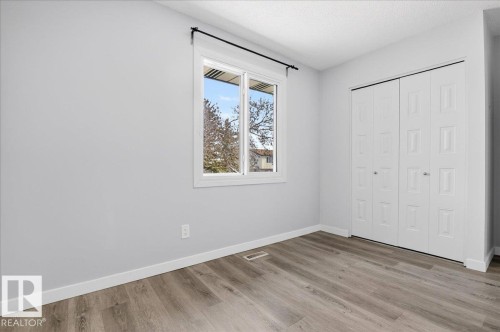 9915 173 Avenue, Edmonton, AB 