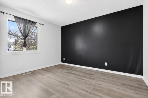 9915 173 Avenue, Edmonton, AB 