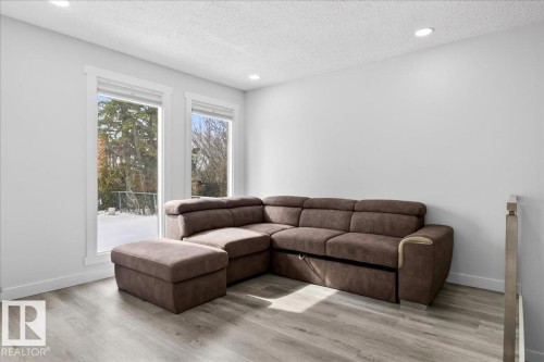 9915 173 Avenue, Edmonton, AB 