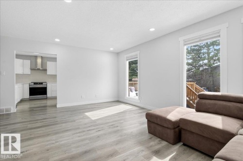 9915 173 Avenue, Edmonton, AB 