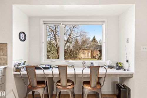 18216 98A Avenue, Edmonton, AB - Indoor Photo Showing Dining Room