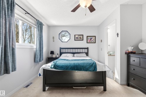18216 98A Avenue, Edmonton, AB - Indoor Photo Showing Bedroom