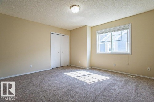 41 8304 11 Avenue, Edmonton, AB - Indoor Photo Showing Other Room
