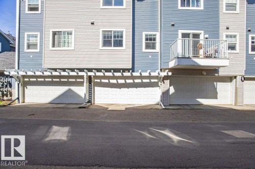 41 8304 11 Avenue, Edmonton, AB - Outdoor