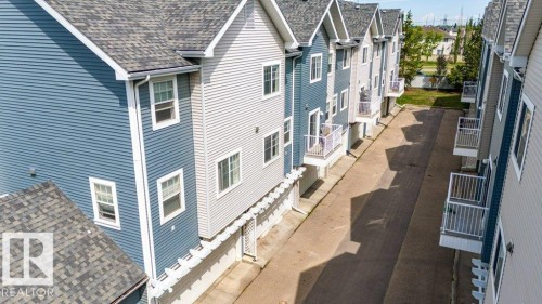 41 8304 11 Avenue, Edmonton, AB - Outdoor