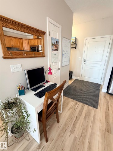 309 8931 156 Street, Edmonton, AB - Indoor Photo Showing Office