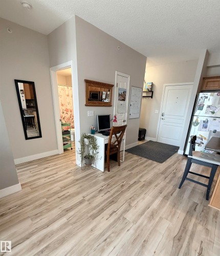 309 8931 156 Street, Edmonton, AB - Indoor