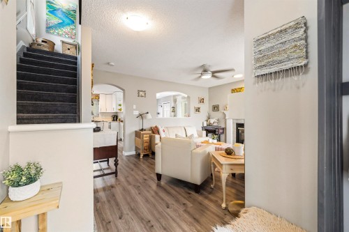 5432 203 Street, Edmonton, AB - Indoor