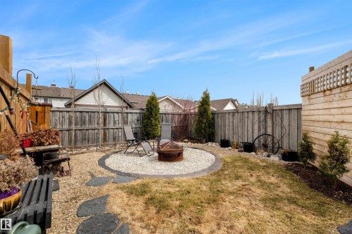 5432 203 Street, Edmonton, AB - Outdoor