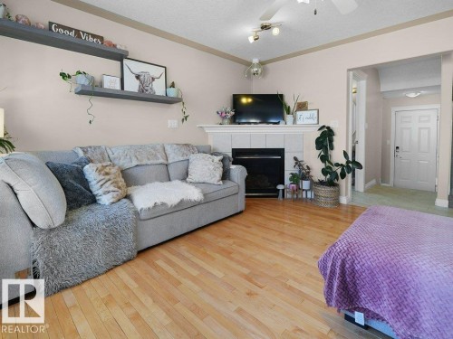 1476 Mcmillian Way, Edmonton, AB - Indoor With Fireplace