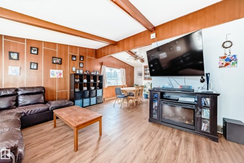 12106 48 Street, Edmonton, AB - Indoor Photo Showing Living Room