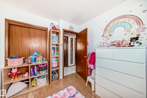 12106 48 Street, Edmonton, AB - Indoor