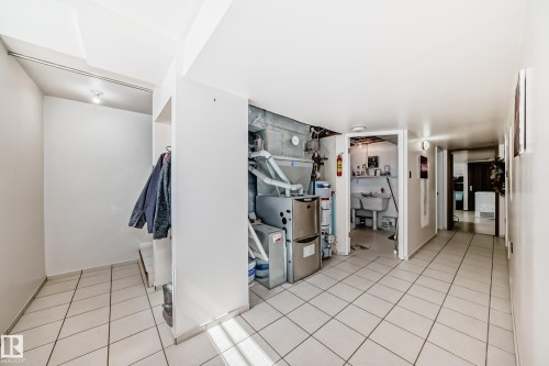 12106 48 Street, Edmonton, AB - Indoor Photo Showing Other Room