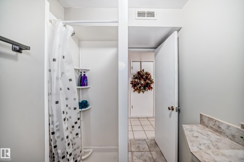 12106 48 Street, Edmonton, AB - Indoor Photo Showing Other Room