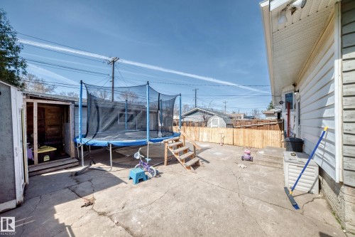 12106 48 Street, Edmonton, AB - Outdoor