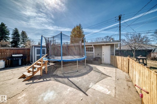 12106 48 Street, Edmonton, AB - Outdoor