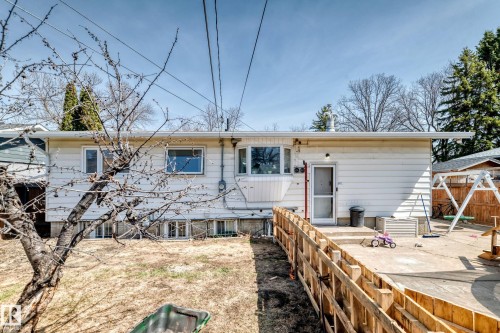 12106 48 Street, Edmonton, AB - Outdoor
