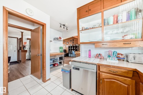 12106 48 Street, Edmonton, AB - Indoor Photo Showing Kitchen